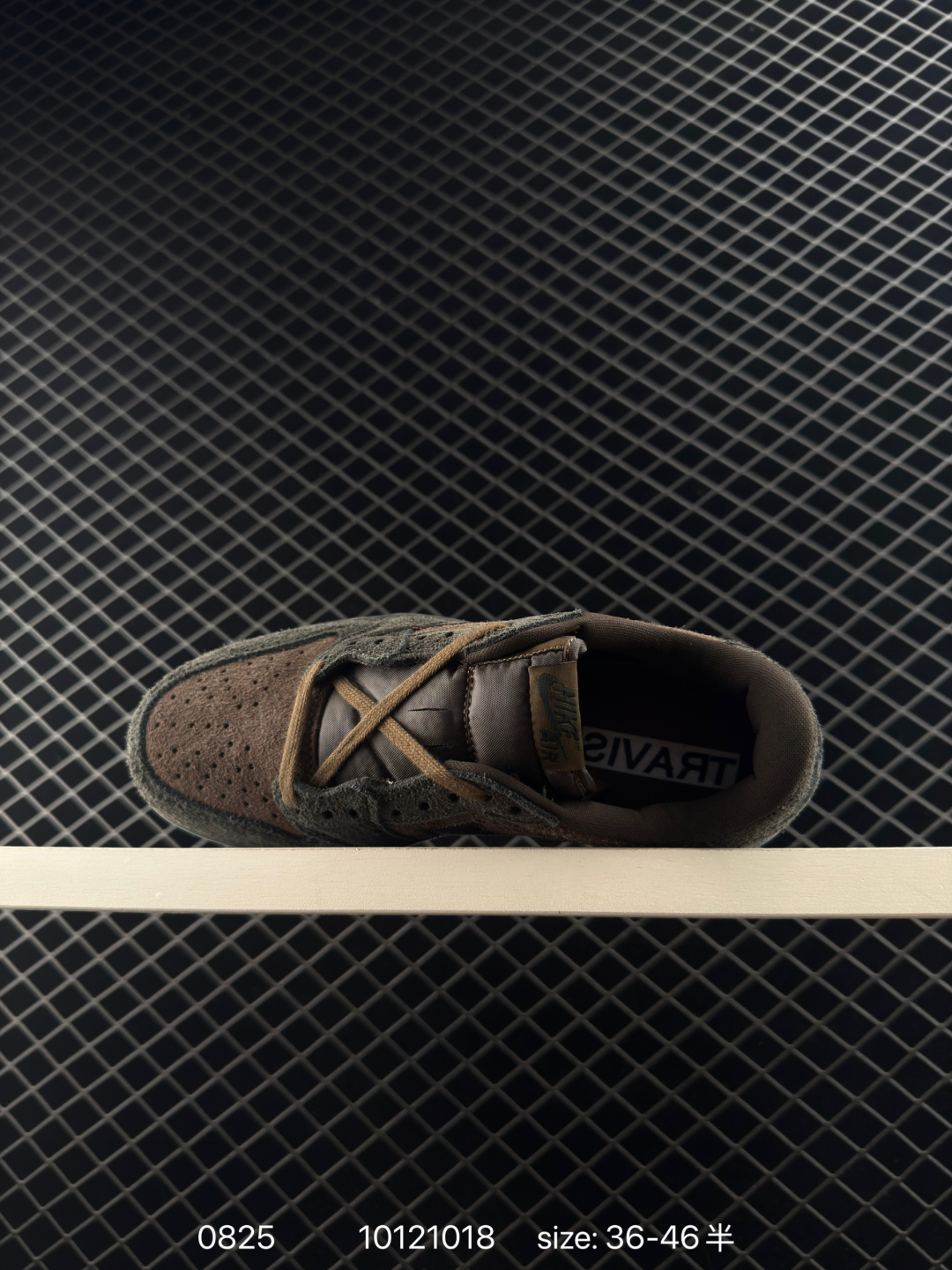 Travis Scott x Air Jordan 1 ” Reverse Mocha “